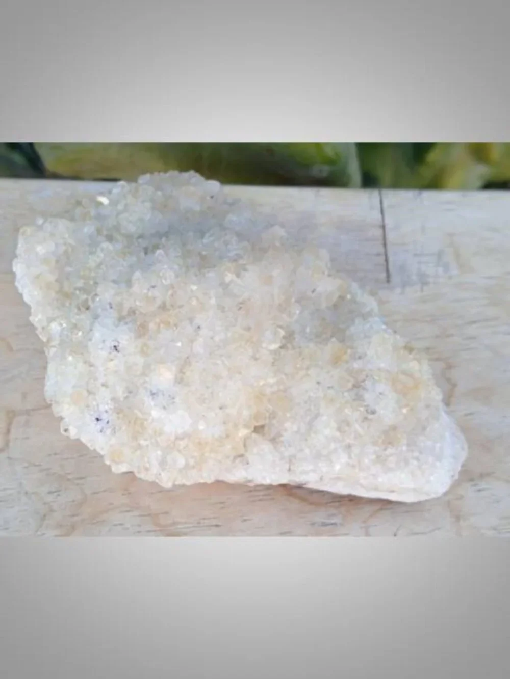 citrine crystal cluster 02 rock